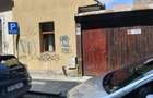 Vand casa 45mp, 2camere bucatarie,baie ,curte de 60mp ,pod cu posibilitate de mansardare .Geamuri la - 7