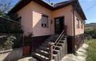 Vand casa cu 3 camere - 7