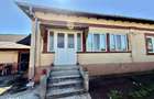 Casa 90 mp, teren de 2.174 mp, zona Cosoveni - 10