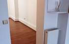 Spa?iu comercial Calea Bucure?ti-Universitate -KFC, 158.000 Euro - 3