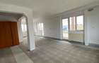 Spa?iu comercial P+1+M, 1.000 mp construiti + teren 3.000 m - 5