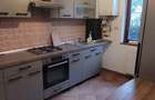 Inchiriez casa (parte din 6 case insiruite) in Ghimbav, str. Zambilei - 8