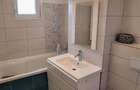 Apartament 3 camere zona Kiriac la etajul 3 cu doua bai amenajat doua balcoane centrala - 1