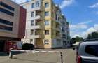 Ofer spre inchiriat aparatament , 2 camere decomandat , complet mobilat zona Milcov . - 1