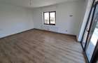 Inchiriez apart 4 camere Parneava - Str. Oituz ID :45325 - 7