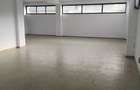 Vand Spatiu Comercial parter bloc - 1
