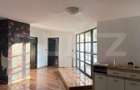 Casa mare, in Centrul Vechi din Deva - 10 camere, ideal lo - 2