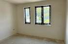 Duplex cu 5 camere, 2 garaje, semifinisat, zona Tauti - 11