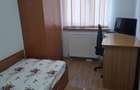 Apartament de inchiriat , semidecomandat cu 3 camere - 1
