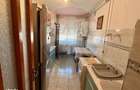 Apartament cu 3 camere de vanzare Piata 1 Decembrie - 1