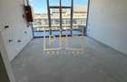 Penthouse cu 3 camere, 66 mp + terasa, zona Sopor!