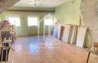 Apartament generos de vanzare in Cisnadie, 150 mp + anexe si teren