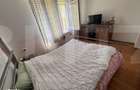 Casa in Vlaicu cu terasa , balcon si iarba verde - 14