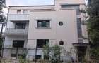 Vand apartament 3 camere in imobil P+1E situat pe str. Vasile Lucaciu sector 3 - 1