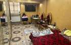 5 Garsoniere situate la parterul blocului Zona Ostrovului - 2