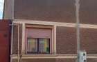 Casă cu 3 camere cu Teren 300 Mp în Central - 2