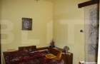 Casa tradi?ionala cu curte generoasa, in centrul locali - 1