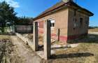 Casă cu 2 camere cu Teren 2930 Mp în Poclușa de Barcău - 2