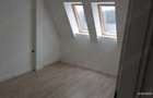 Inchiriez apartament 2 camere in zona Vivo - 1