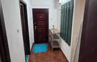 Inchiriez apartament 3 camere, decomandat - 10
