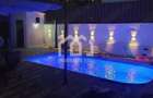 Casa Individuala 4 camere, 108mp, Teren 500mp, Piscina, Penny-Apahida