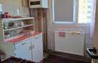 Cetatii - 2 Camere - Decomandat - Etaj intermediar cu LIFT - Centrala proprie