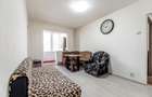 Apartament cu 3 camere, etaj 1 + loc de parcare pe Aleea Predeal