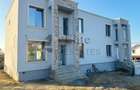 Casa pe deal de vanzare cu 5 camere - 10