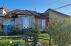 casa cu 5 camere si teren in suprafa?a totala de 31400 mp Mihe?u de Campie-sat Razoare