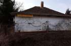 Casă cu 2 camere cu Teren 2300 Mp în Galoșpetreu - 1