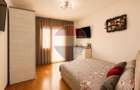 Apartament cu 3 camere de vanzare in zona centrala - 1