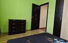 P F Vand apartamente 3 camere decomandat etajul 3 din 4 zona centrala - 8