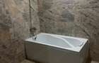 **DE INCHIRIAT Apartament 2 camere, decomandat, proaspat renovat** - 2