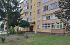 Inchiriez apartament 2 camere, confort 1, decomandat, central, etaj 3, zona Cedonia - 2