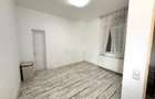Casa cu 4 camere+curte de inchiriat pe Strada Odoarei, rezidential sau comercial - 11