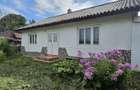 Se vinde casa 4 camere parter Zamostea Suceava 30.000euro + anexe