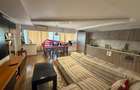 Inchiriez apartament 3 camere zona Peco - 11