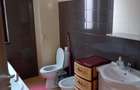 Apartament cu doua camere, decomandat, Visoianu, etajul 1 - 4