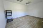 Casa individuala 7 camere+ apartament, 5 locuri de parcare. Sagului - 15