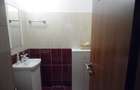 Apartament 3 camere decomandat,2 gr.sanitare,2 balcoane,145000 Euro