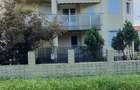 Casă cu Teren 500 Mp în Central