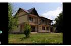 Inchiriez camere in vila - 6