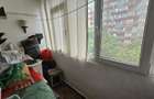 Vand apartament cu 3 camere, 4 4, Antiaeriana