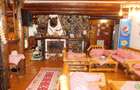 Vila de vanzare cu  7 camere  Busteni