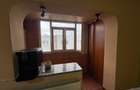 apartament 3 camere decomandat, 2 bai, 2  balcoane,centrala gaz,parcare, 99000 e