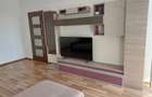 Inchiriez apartament 2 camere decomandat - 1