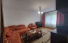 Apartament 3 camere de inchiriat Decomandat, Etaj 1, Zona Dezrobir