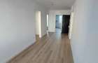 Apartament 4 camere de vanzare zona Favorit