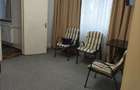Apartament 2 camere, parter, cu acces afara la verdeata si umbra. - 2
