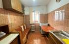 Apartament 2 camere decomandat-Podul de Fier-etaj intermediar